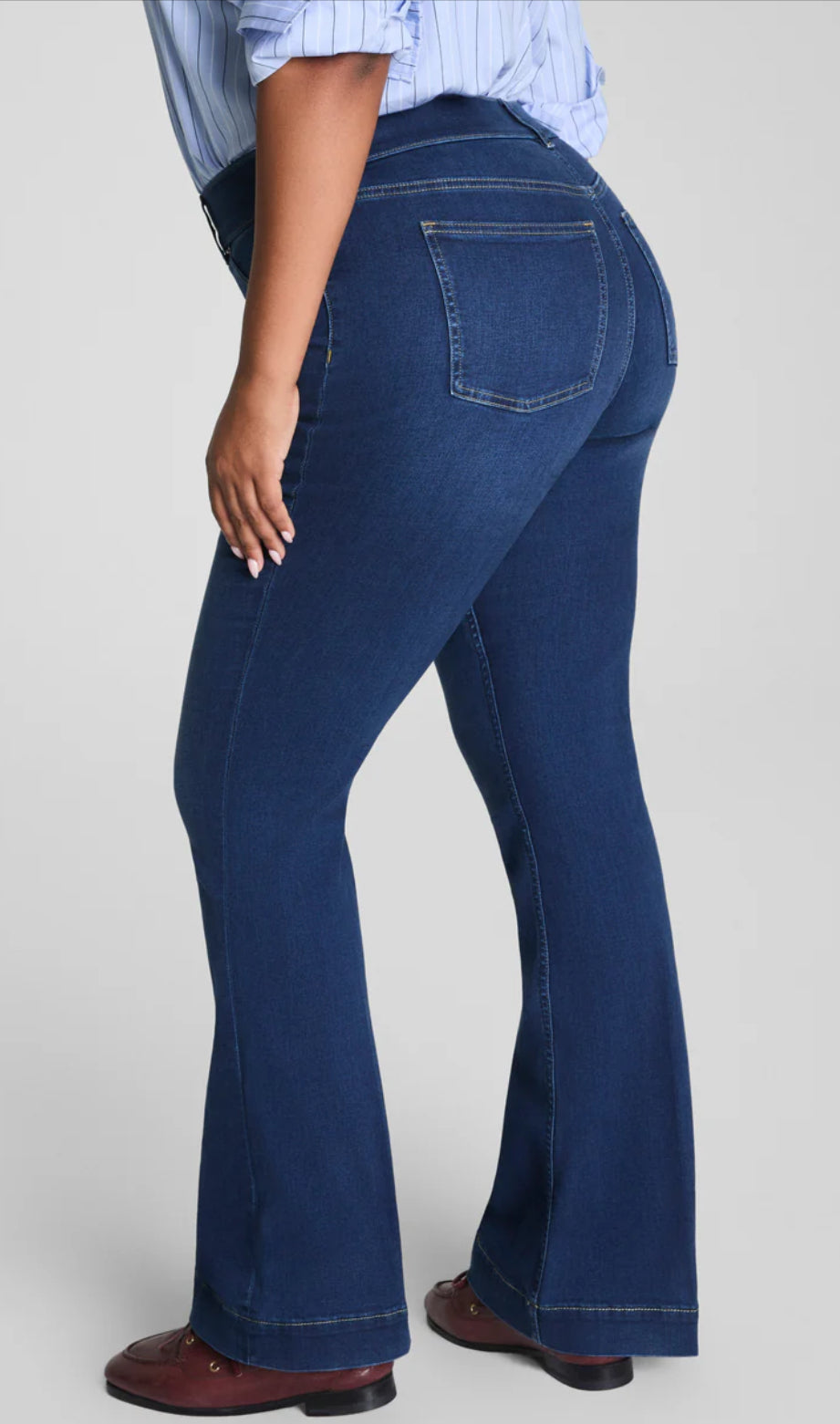 Spanx SPANXshape™ EveryWear
Flare Jeans-Pacific Wash