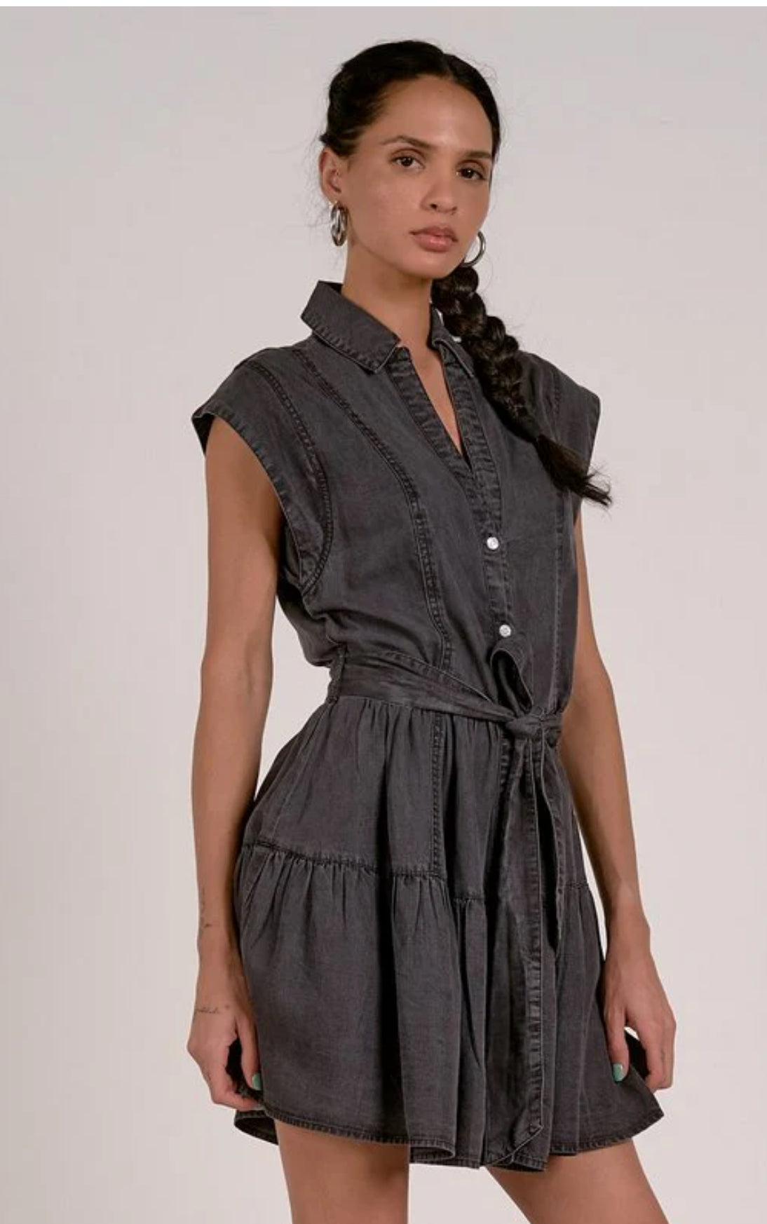 Elan Sleeveless Collared Dress-Grey