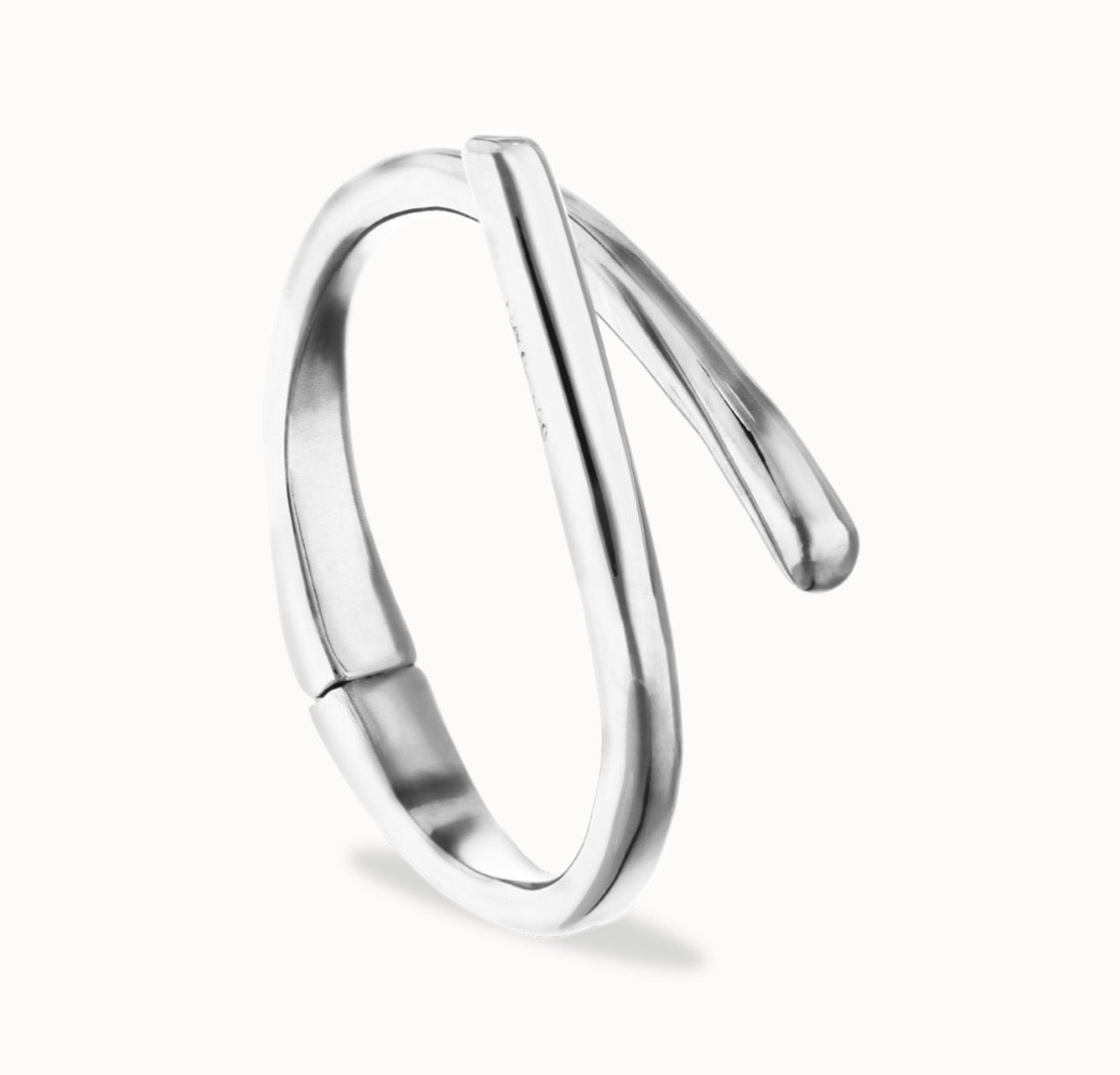 Uno de 50 "Raices" Hinged Bangle-Silver