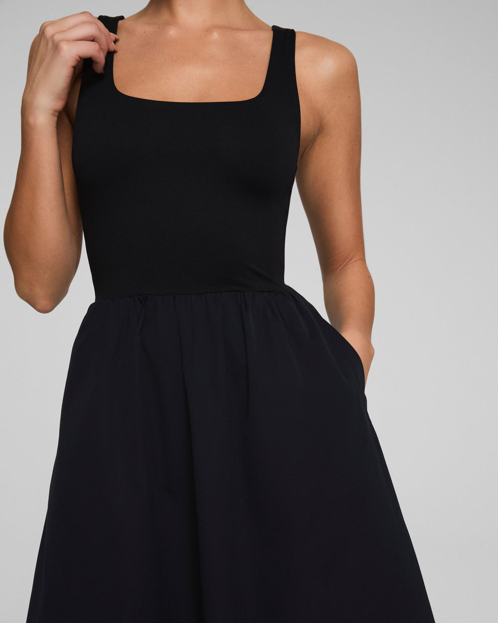 SPANXsmooth™ Jersey Scoop Neck Tank Midi Dress - Classic Black