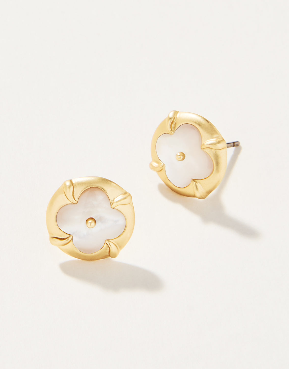 Spartina 449 Bellinger Stud Earrings-MOP