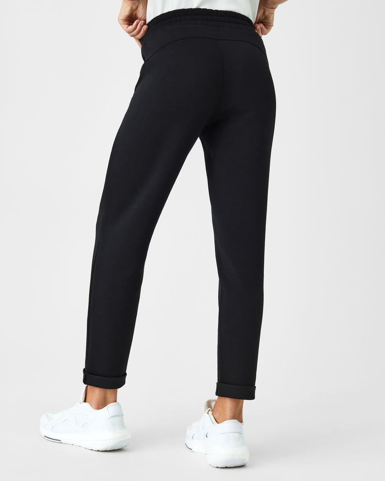 Spanx AirEssentials Tapered Pant- Very Black