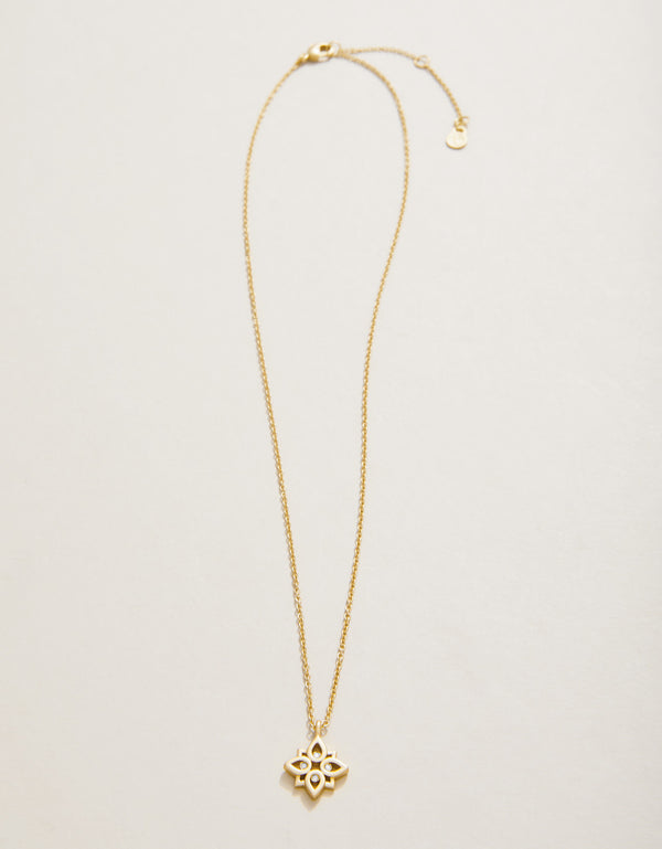Spartina 449 Sea La Vie 18” Necklace-Never Give Up/Lotus-Gold