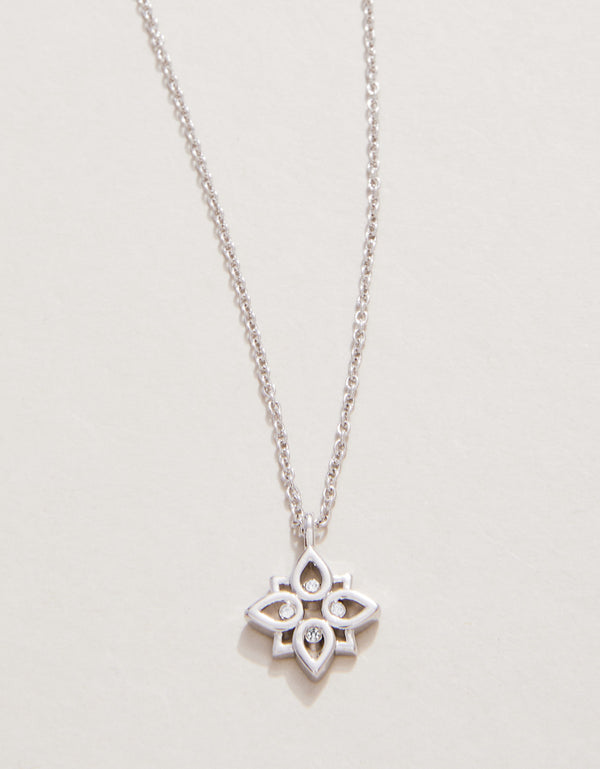 Spartina 449 Sea La Vie 18” Necklace -Never Give Up/Lotus-Silver