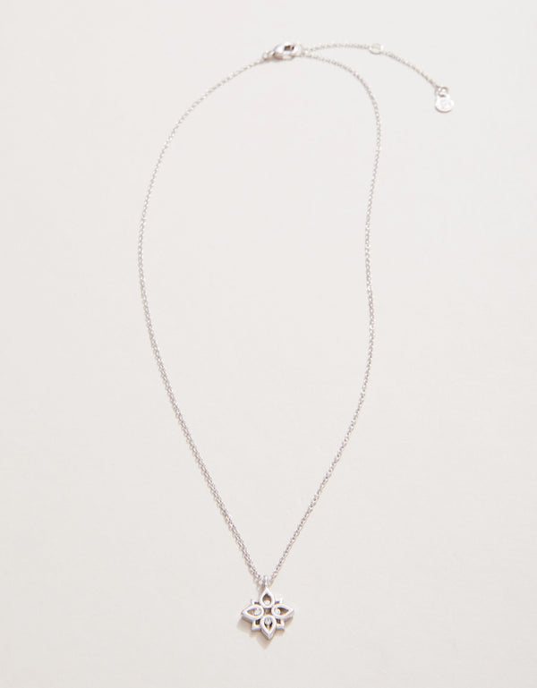 Spartina 449 Sea La Vie 18” Necklace -Never Give Up/Lotus-Silver