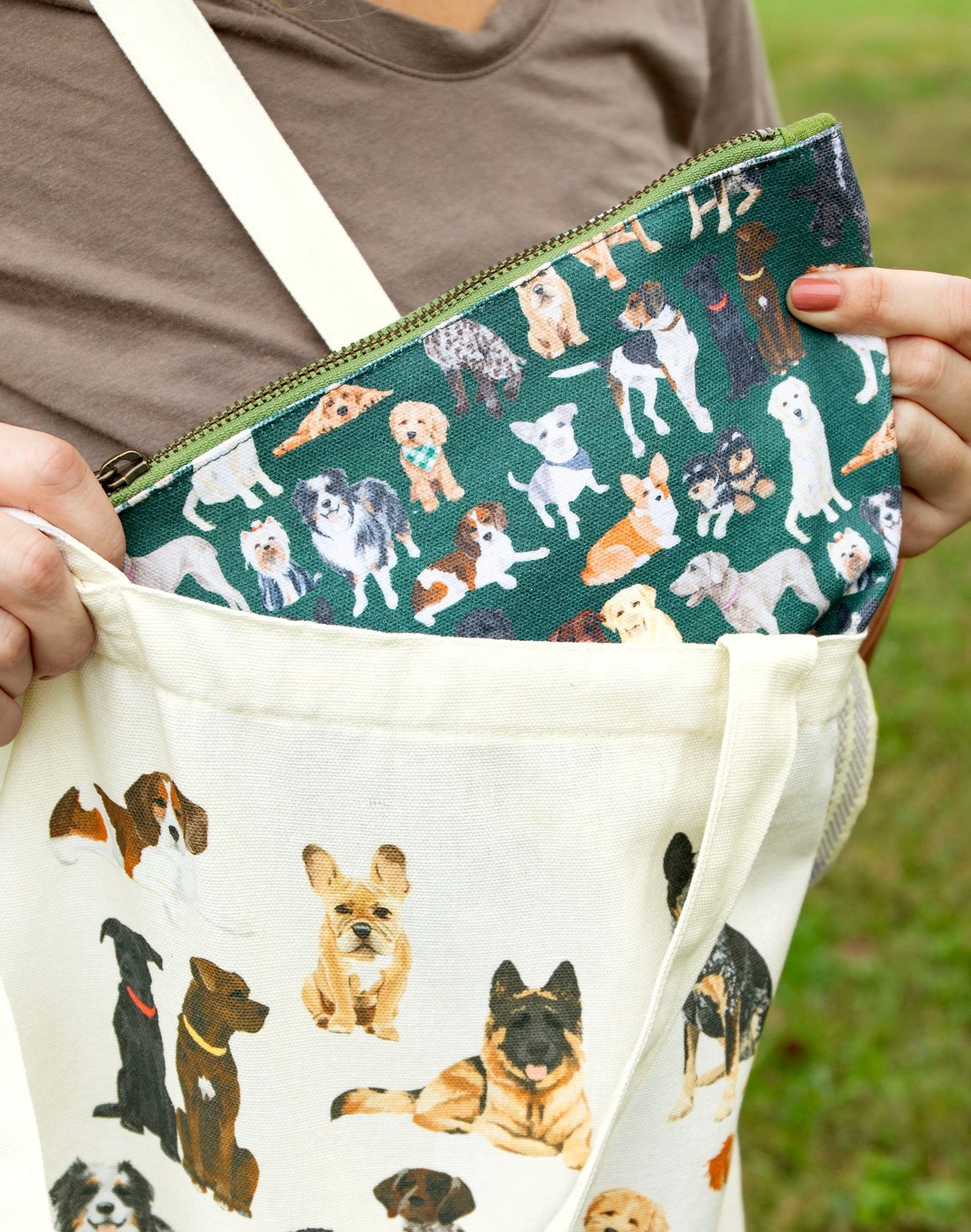 1 Canoe 2 "Furry Friends" Dogs Canvas Pouch