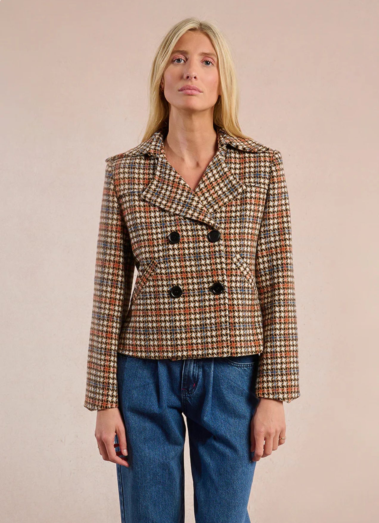 Molly Bracken Houndstooth Pattern Short Jacket-Brown