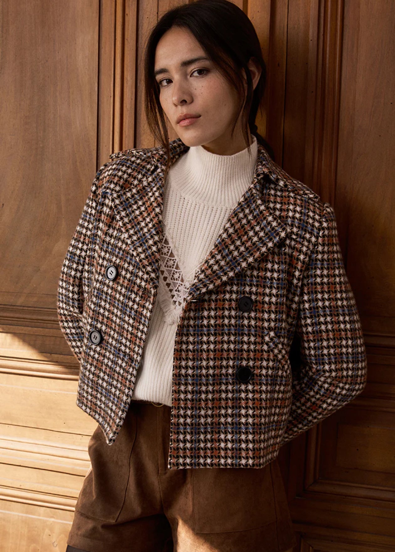 Molly Bracken Houndstooth Pattern Short Jacket-Brown