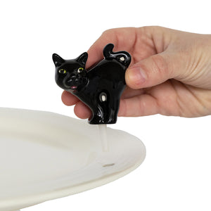 A419 Nora Fleming "Scaredy Cat" Mini (black cat)