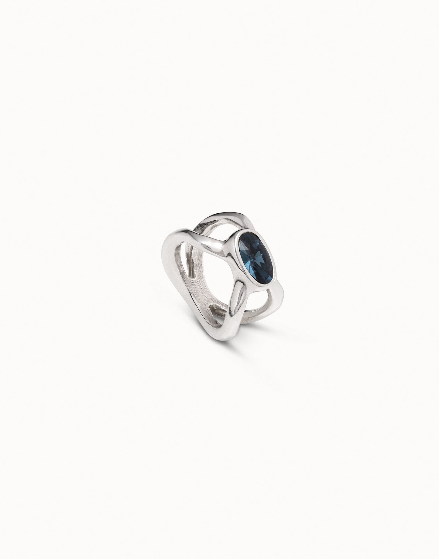 Uno de 50 "Guardian" Ring-Silver