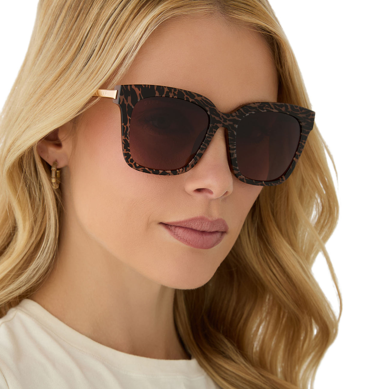 Diff Eyewear "Bella" Animal + Brown Gradient