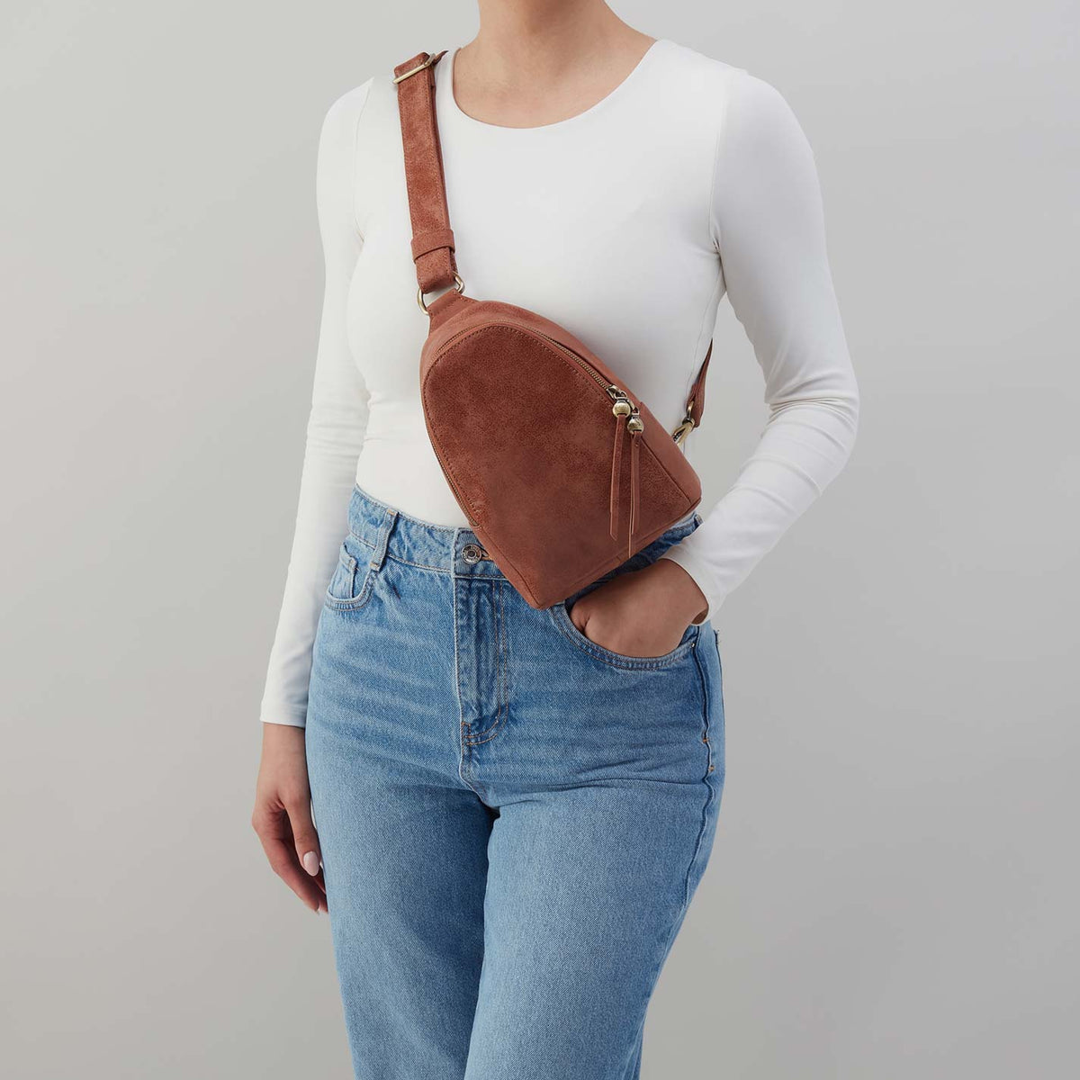 Hobo Bags "Fern" Sling-Burnished Saddle
