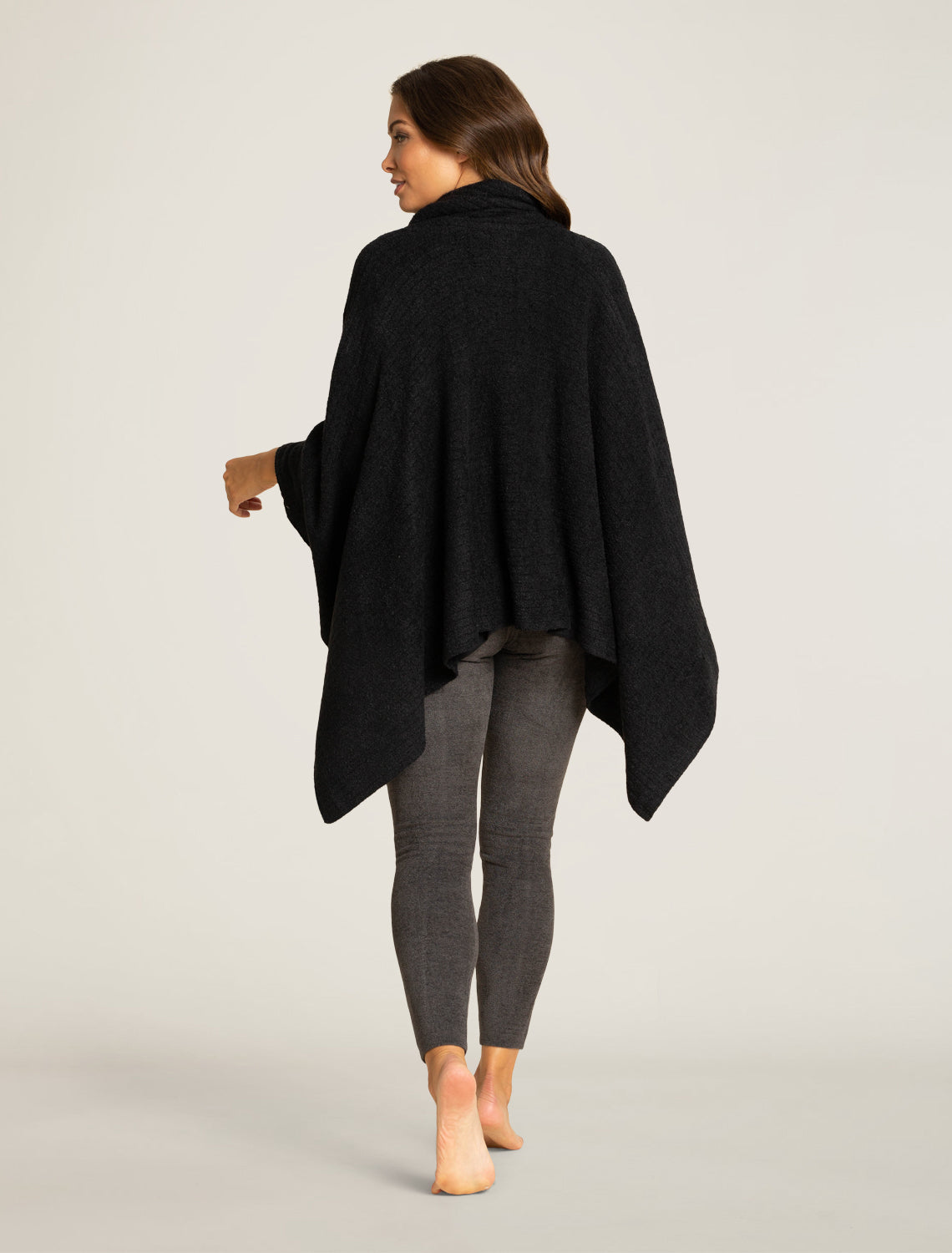 Barefoot Dreams CozyChic Lite® Wide Rib Travel Wrap-Black