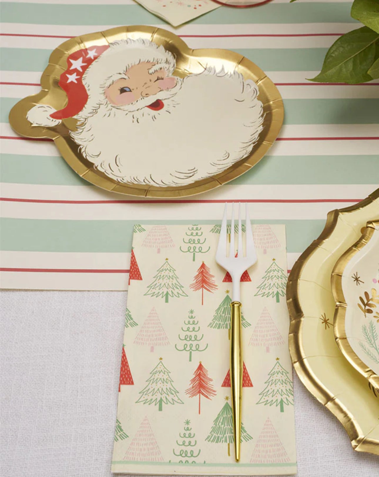 Sophistiplate Die Cut Salad Plate-Vintage Santa
