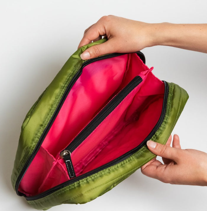 Scout Bags "Green Puffer" All-Inclusive Quilted Travel Organizer