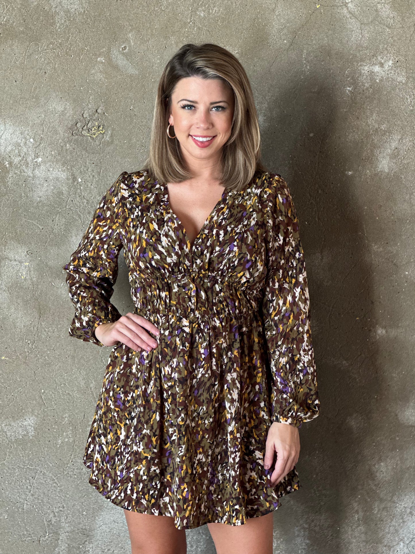 Lili Sidonio L/S Vneck Dress- Khaki Riana