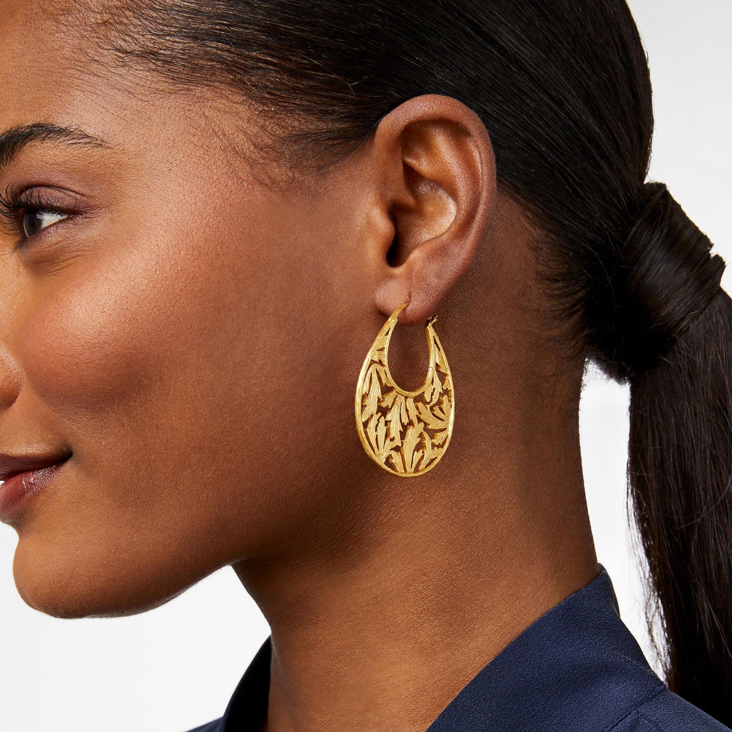 Julie Vos “Ivy” Statement Hoop-Gold