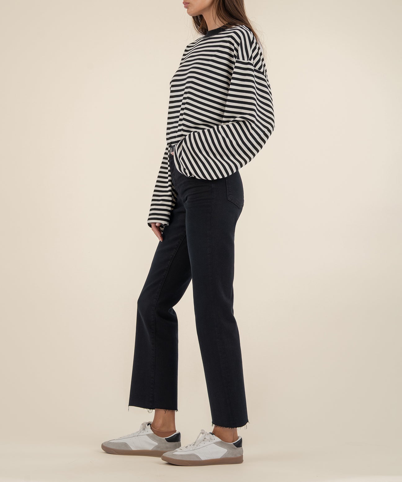 Kut From The Kloth “Kelsey” High Rise Fab Ab Ankle -Black