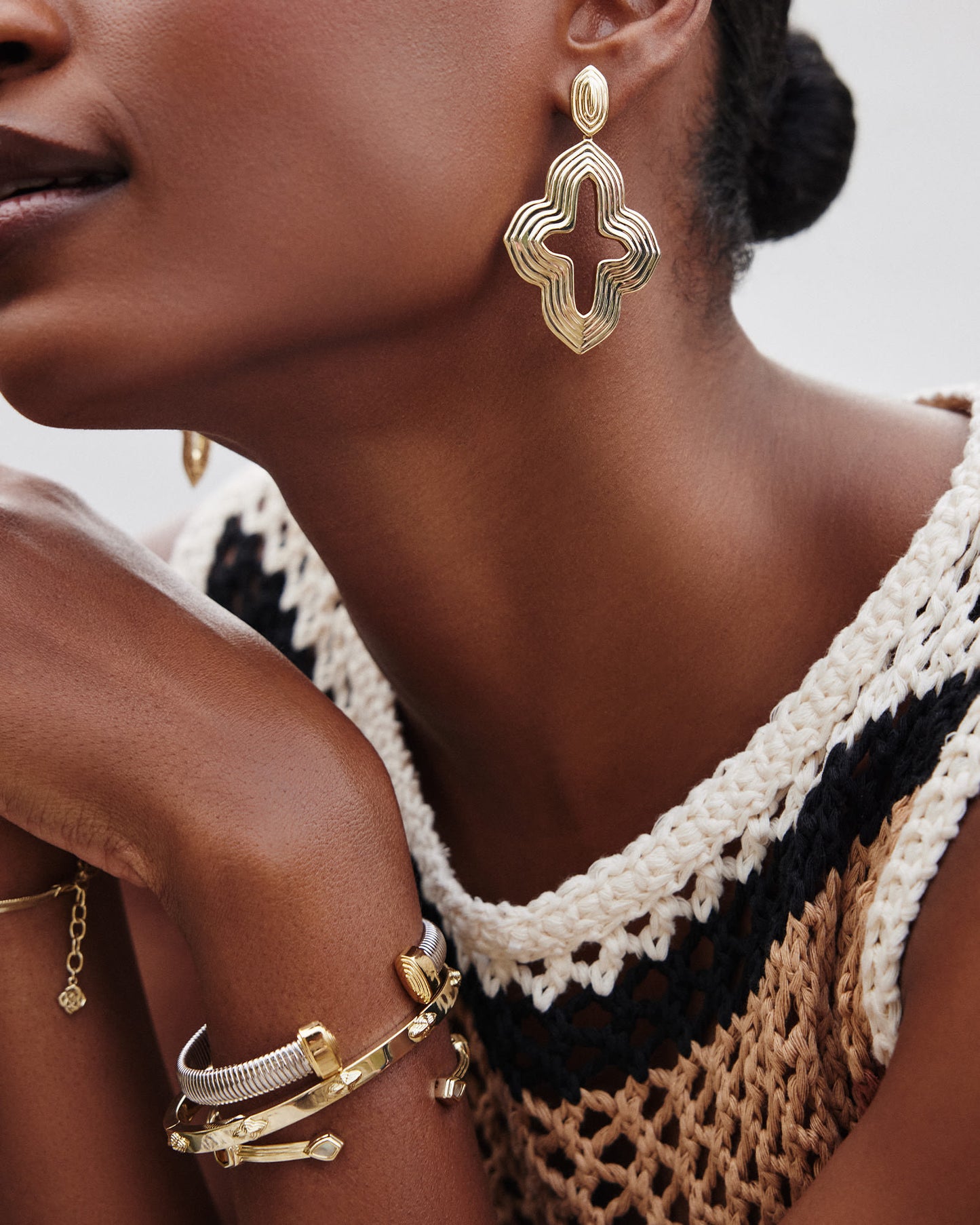 Kendra Scott Abbie Metal Statement Earring-Gold or Silver