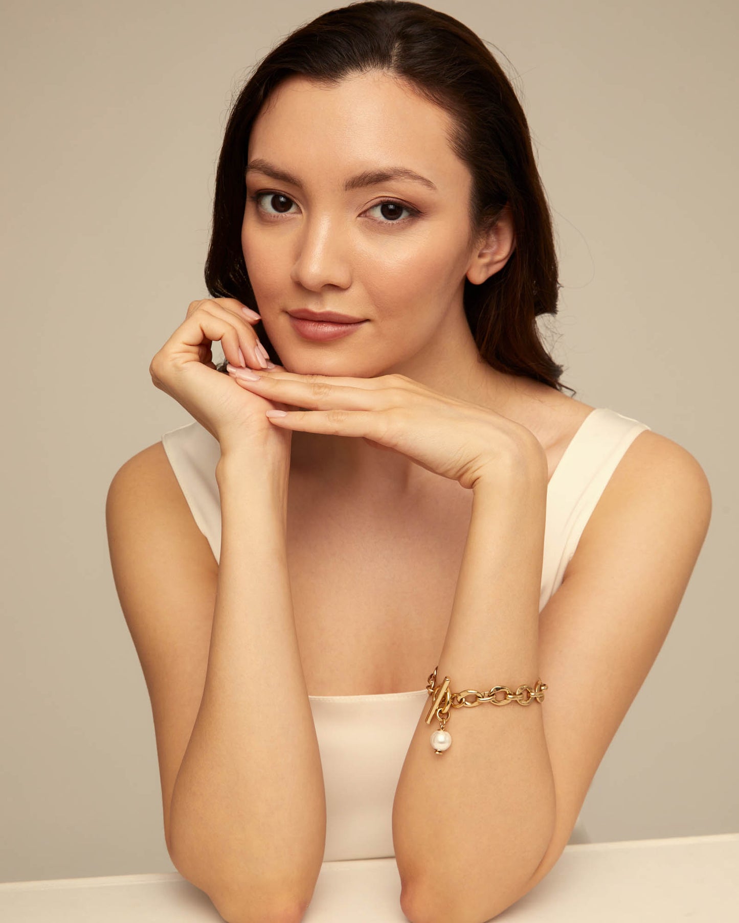 Uno de 50 "YOLO" Bracelet-Gold
