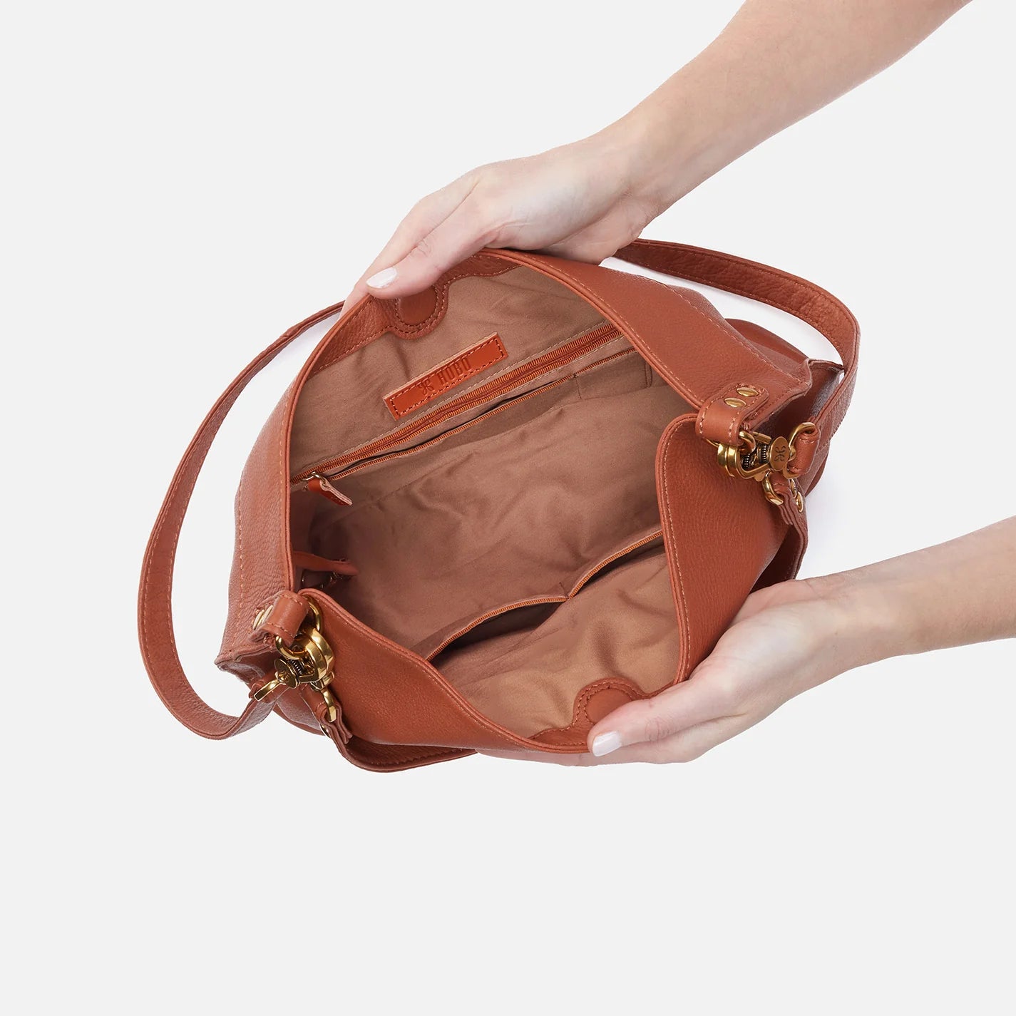 Hobo Bags "Pier" Shoulder Bag-Cognac