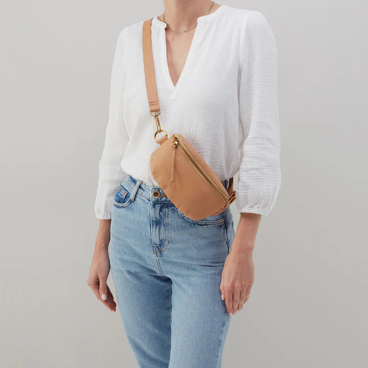 Hobo Bags “Fern” Belt Bag-Chalk