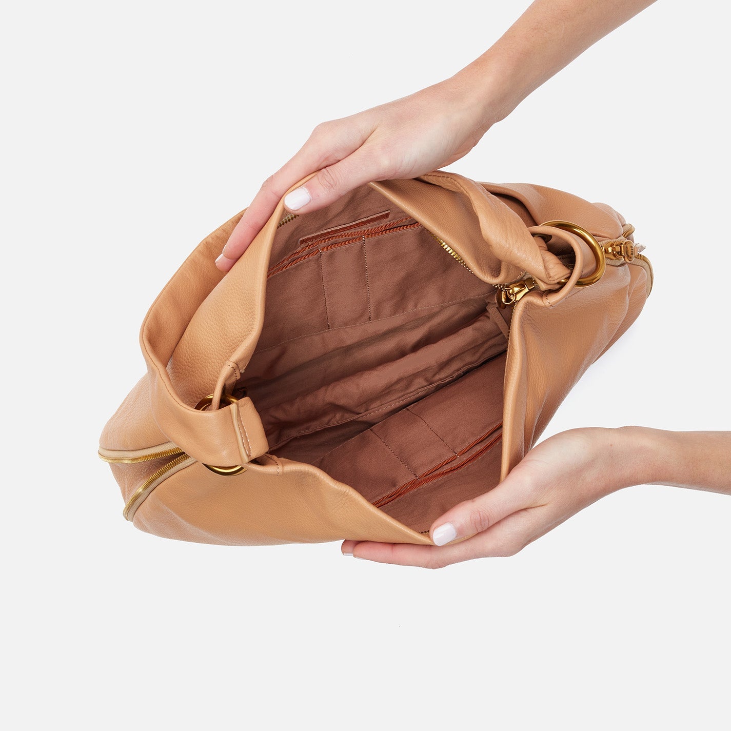 Hobo Bags “Fern” Hobo-Sandstorm