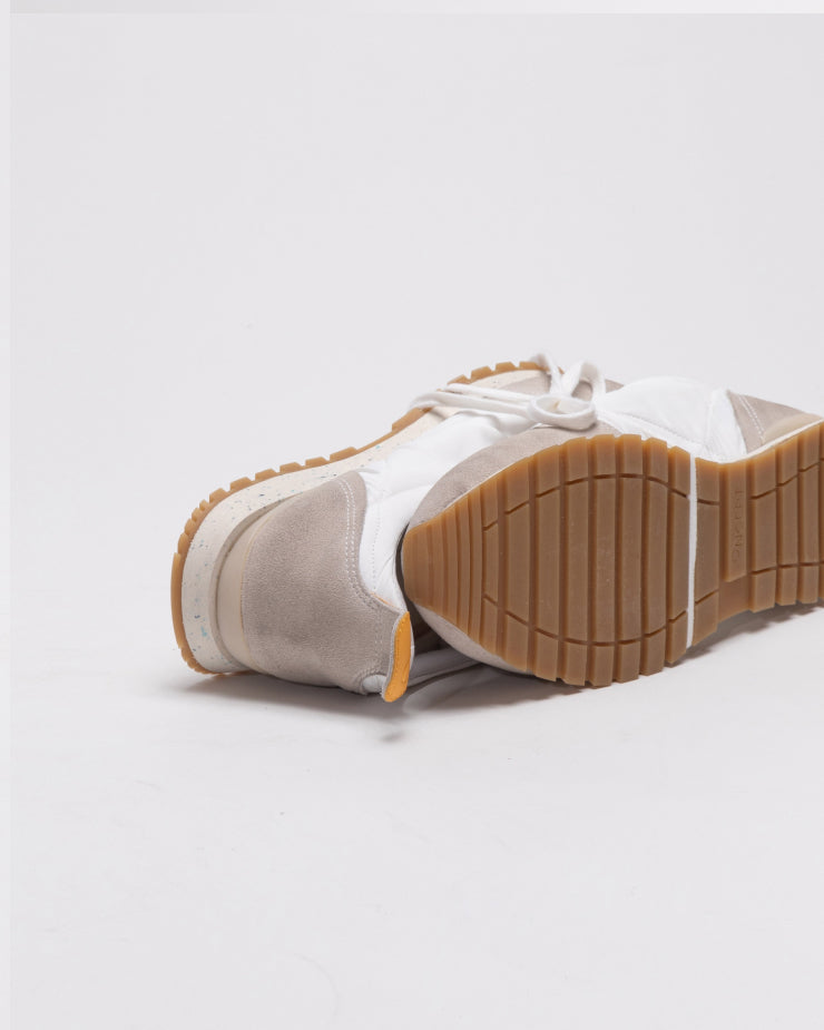 Oncept "Tokyo"-White Cloud