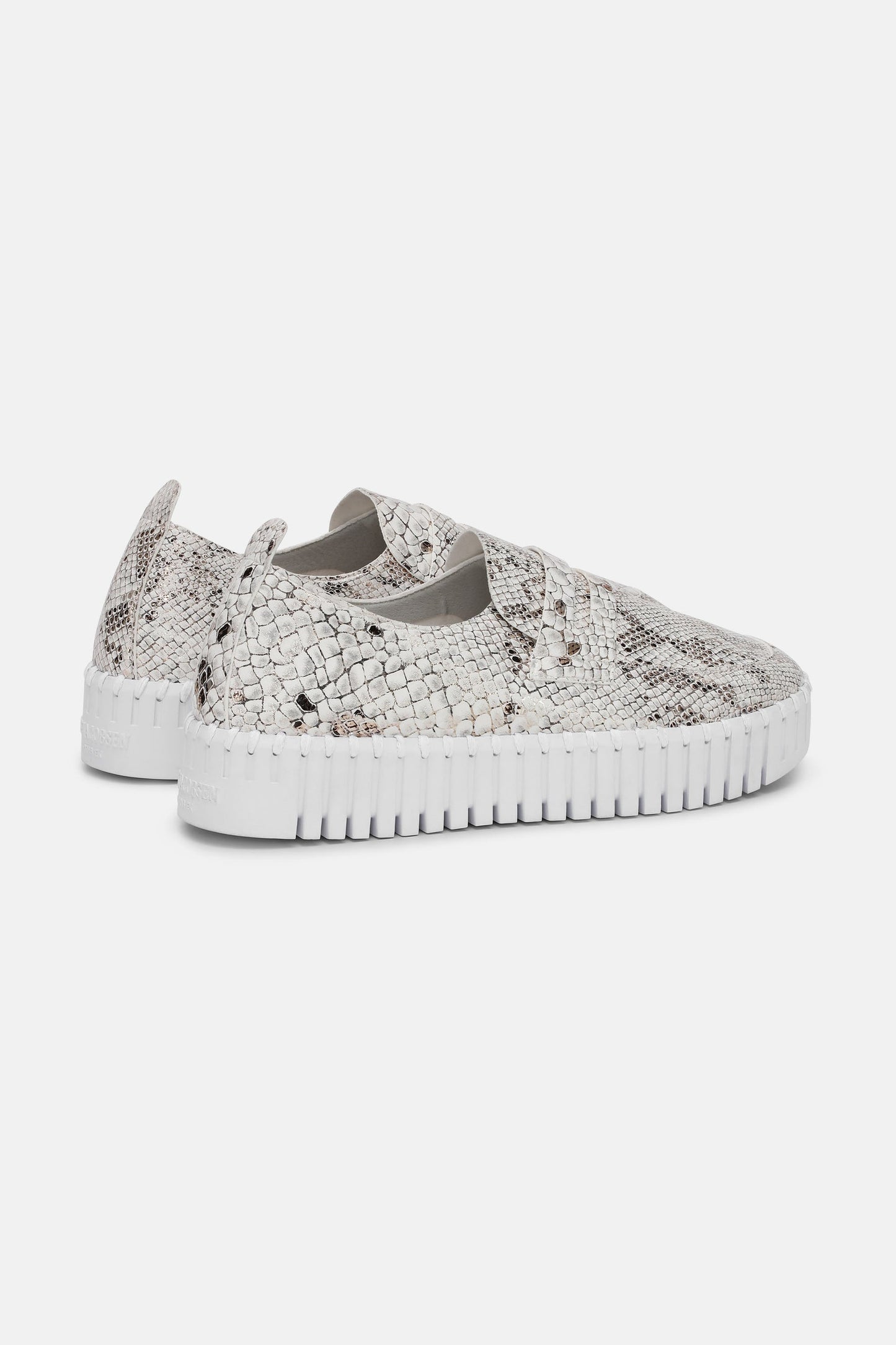 Ilse Jacobsen Tulip Flats With Shiny Snakeskin - White