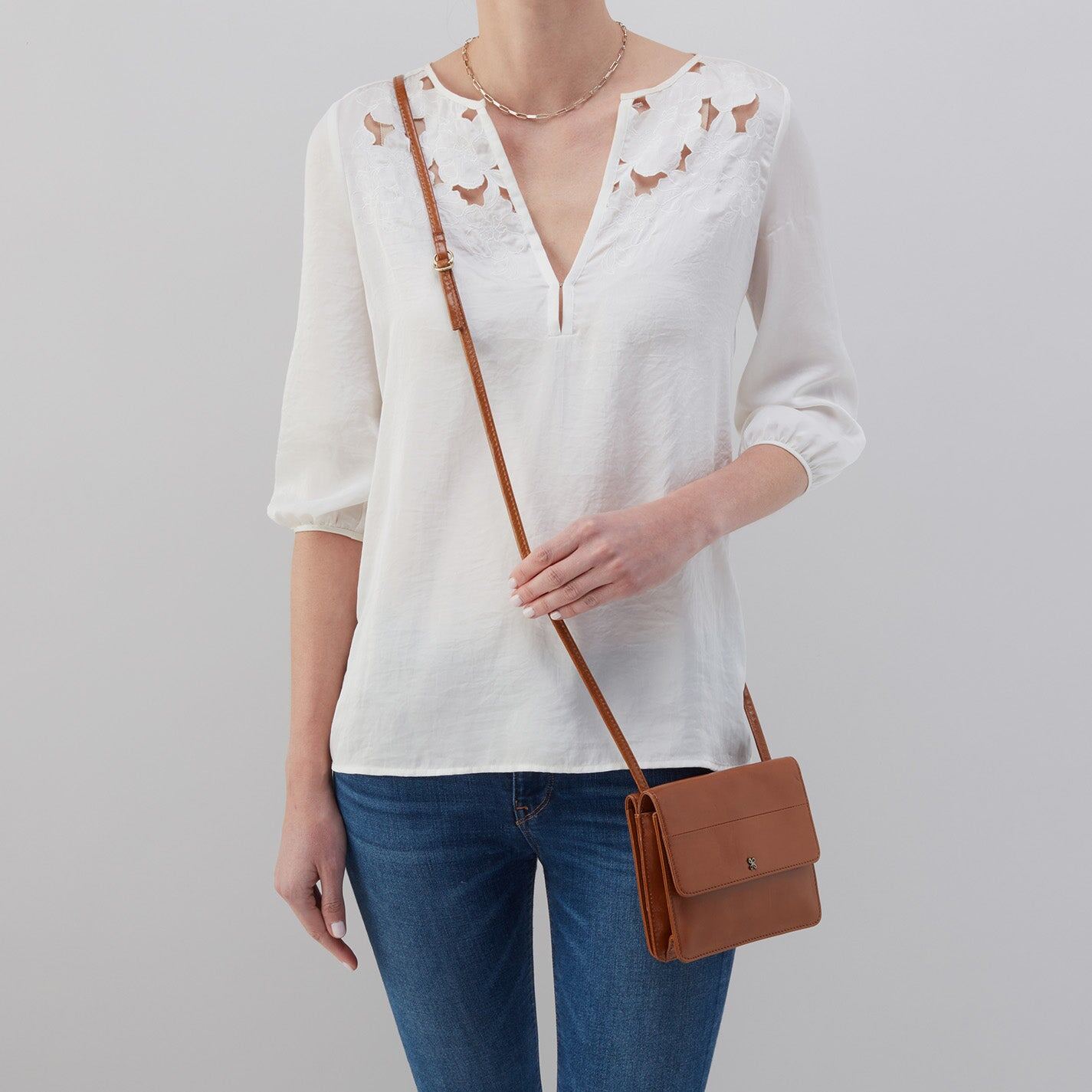 Hobo Bags “Jill” Wallet Crossbody-Truffle