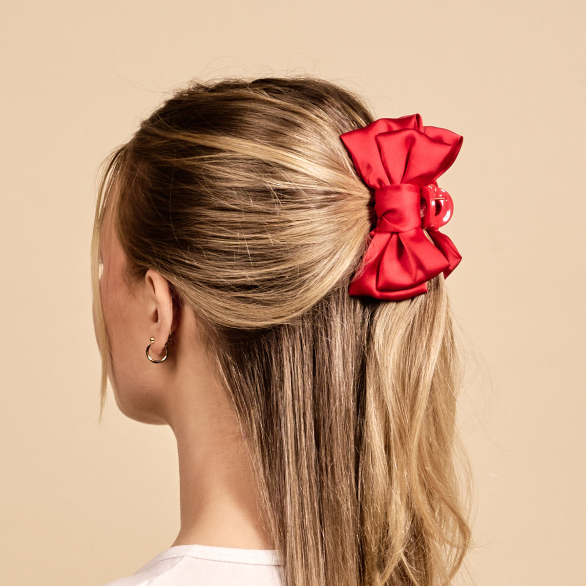 The Darling Effect Mini Satin Bow Claw Clip-Red