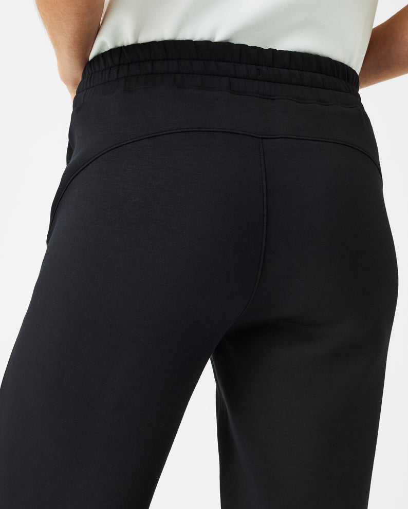 Spanx AirEssentials Tapered Pant- Very Black