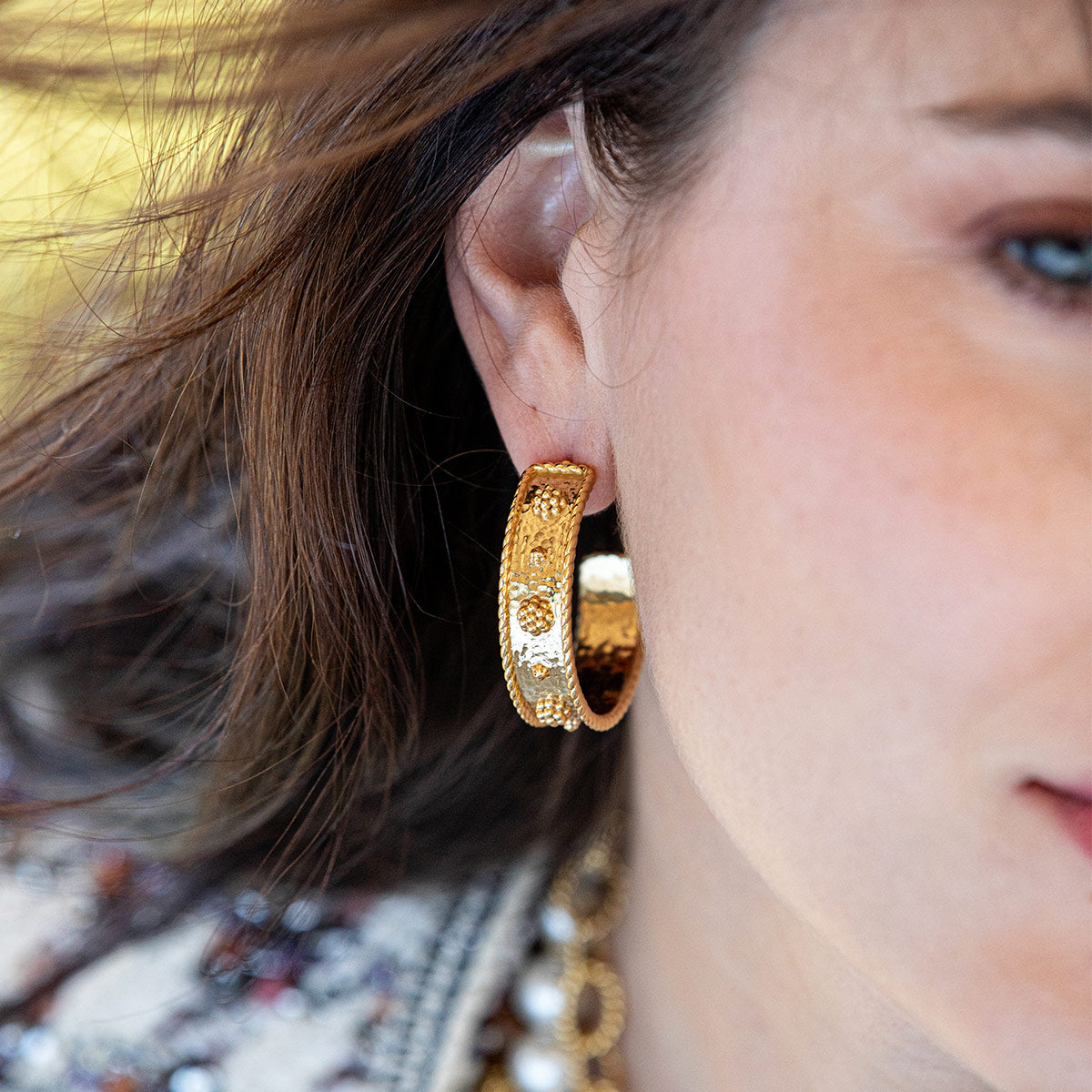 Capucine de Wulf “Berry” Classic Medium Hoop Earrings-Hammered Gold