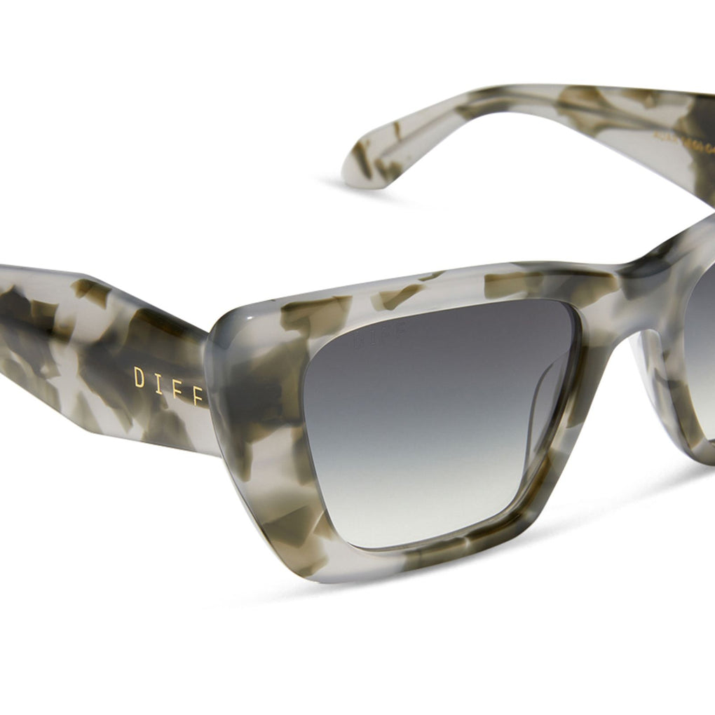 Diff Eyewear "Aura" Kombu + Grey Gradient