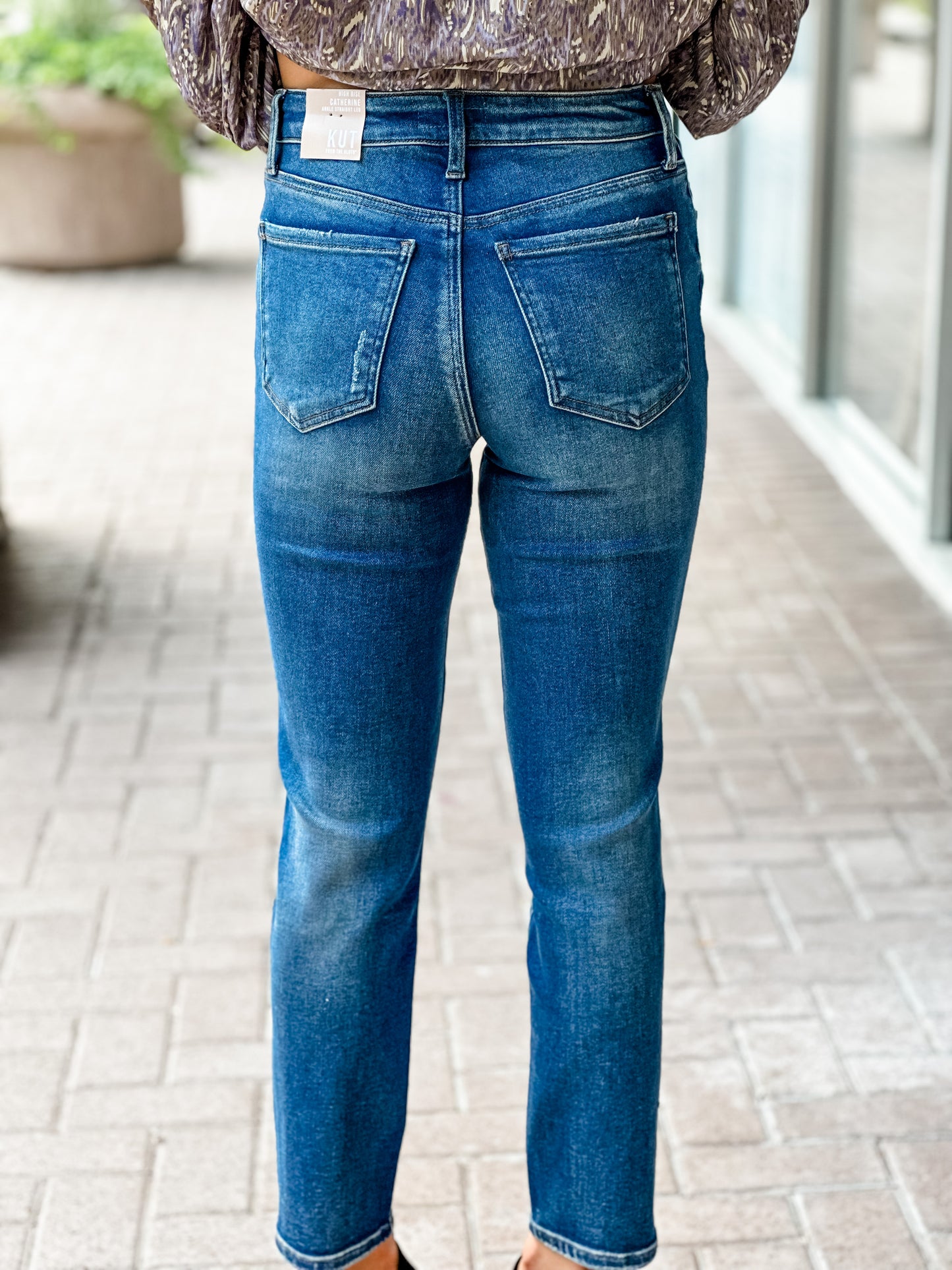 Kut from the Kloth "Catherine" High Rise Ankle Straight- Dreams