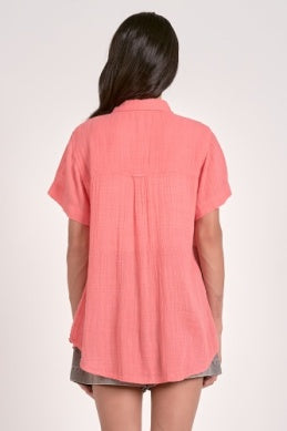 Elan "Cherisse" Short Sleeve Button Down Top - Coral