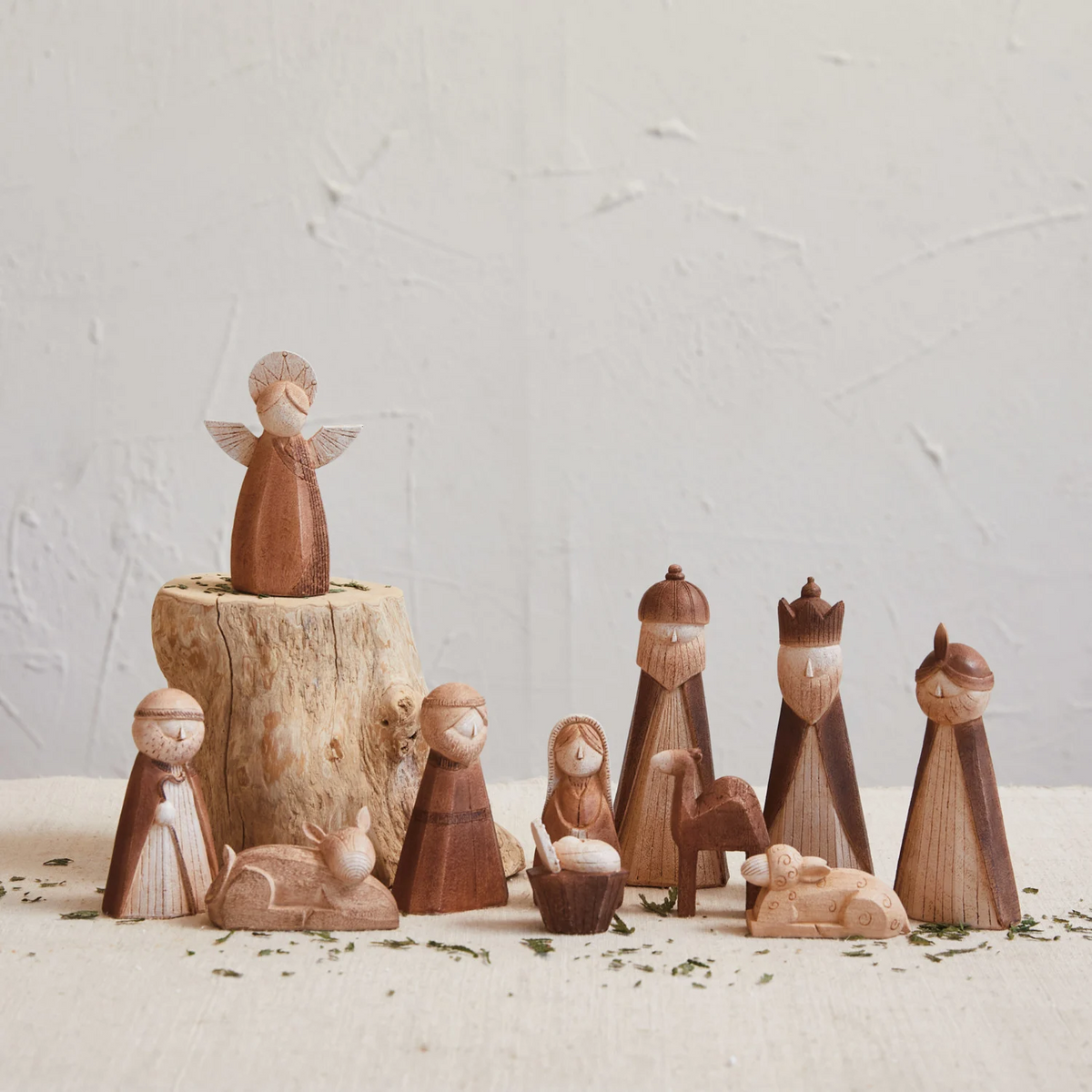 Creative Co-Op Resin Nativity, Wood Finish, Boxed Set of 11