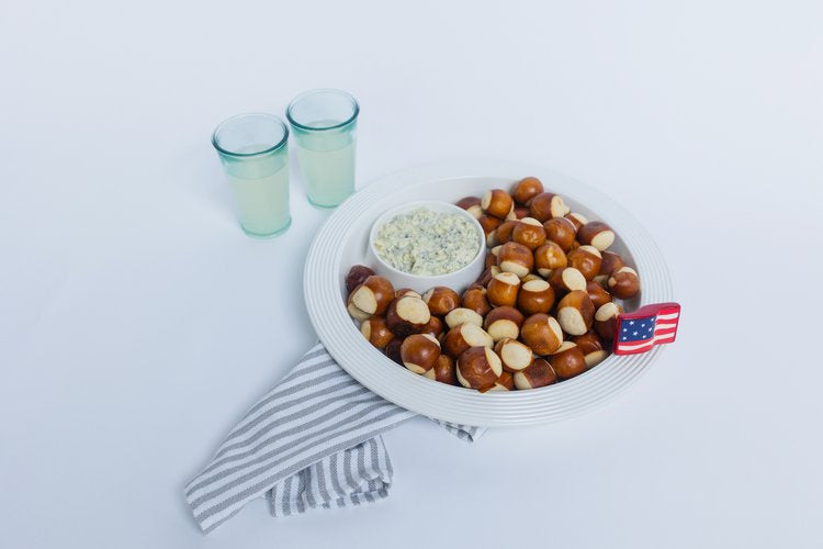 MEL15 Nora Fleming Melamine Chip & Dip-Pinstripes