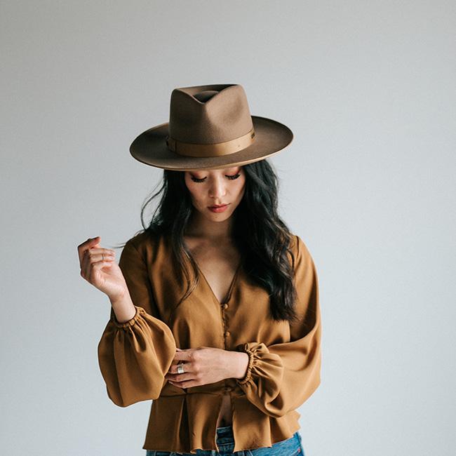 Gigi Pip "Monroe Rancher" Brown