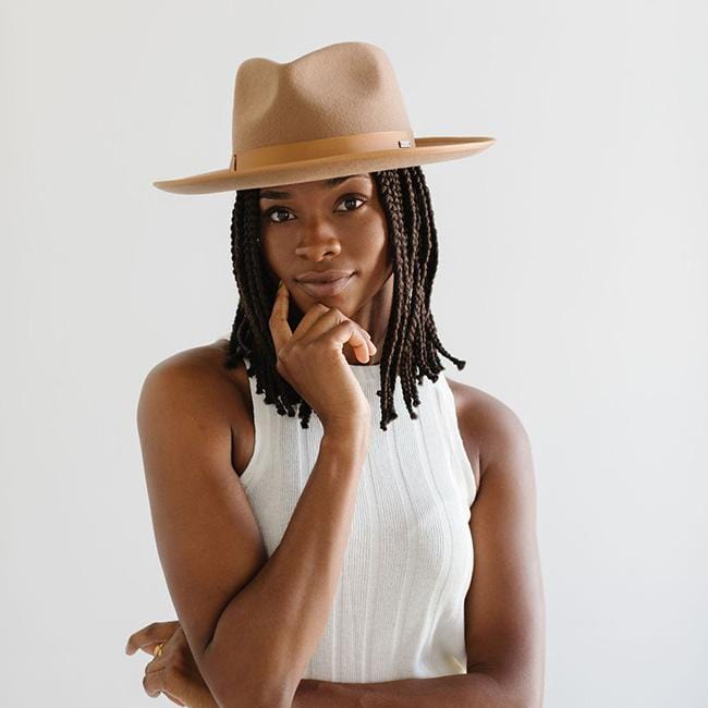 Gigi Pip "Monroe Rancher" Brown