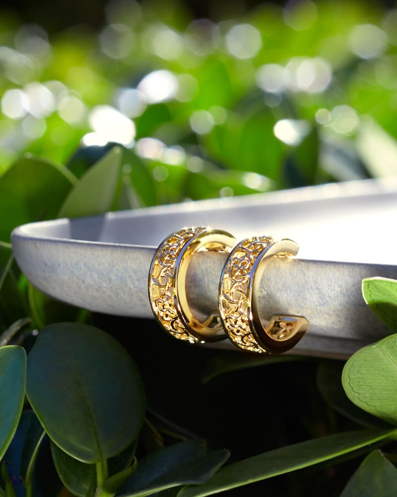 Kendra Scott Kelly Huggie Earring-Gold or Silver