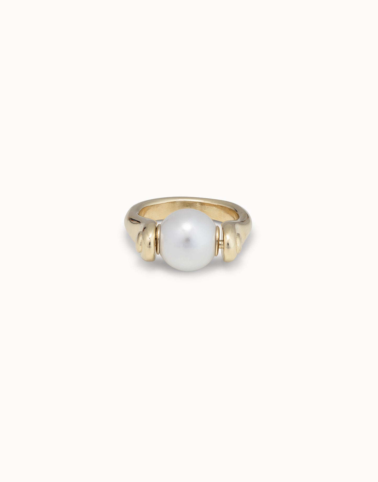 Uno de 50 "Full Pearlmoon" Ring-Gold