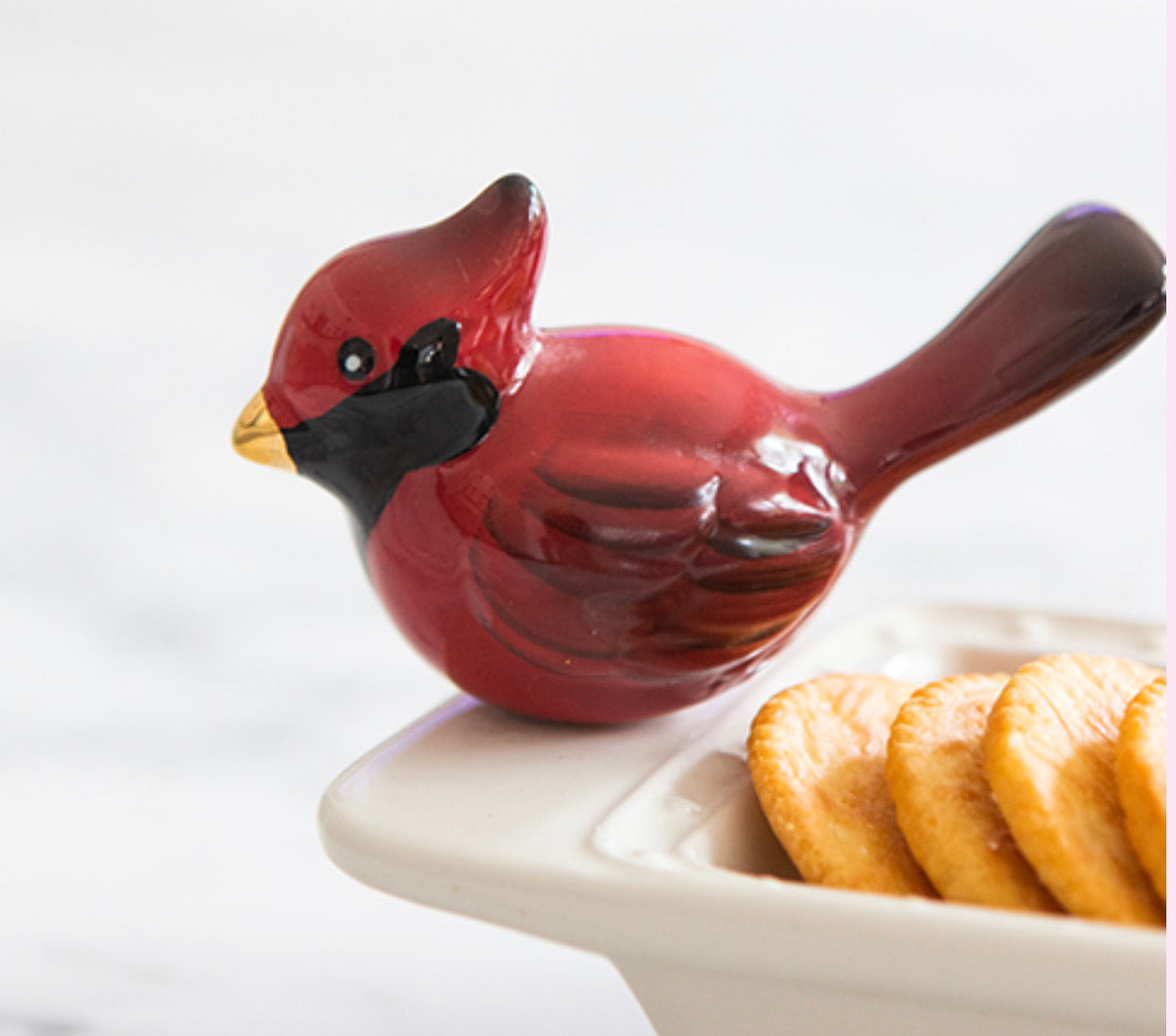 A204 Nora Fleming Winter Songbird (Cardinal)