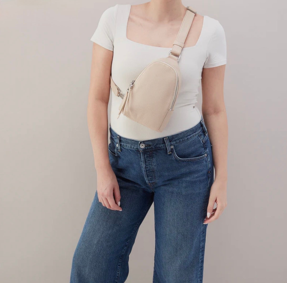 Hobo Bags "Fern" Sling-Stonewash