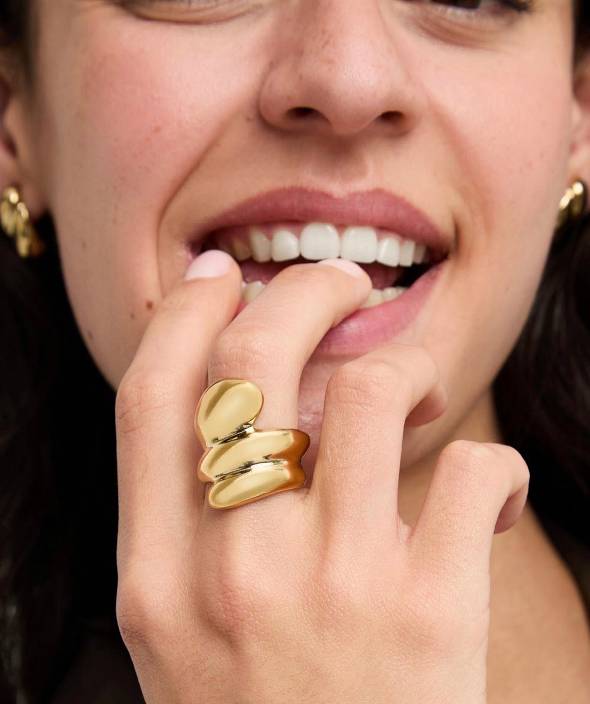 Uno de 50 "Essentia" Ring-Gold