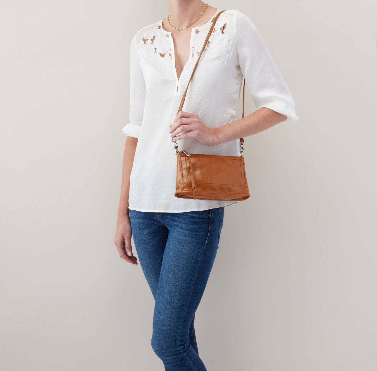 Hobo Bags "Cadence" Crossbody-Truffle