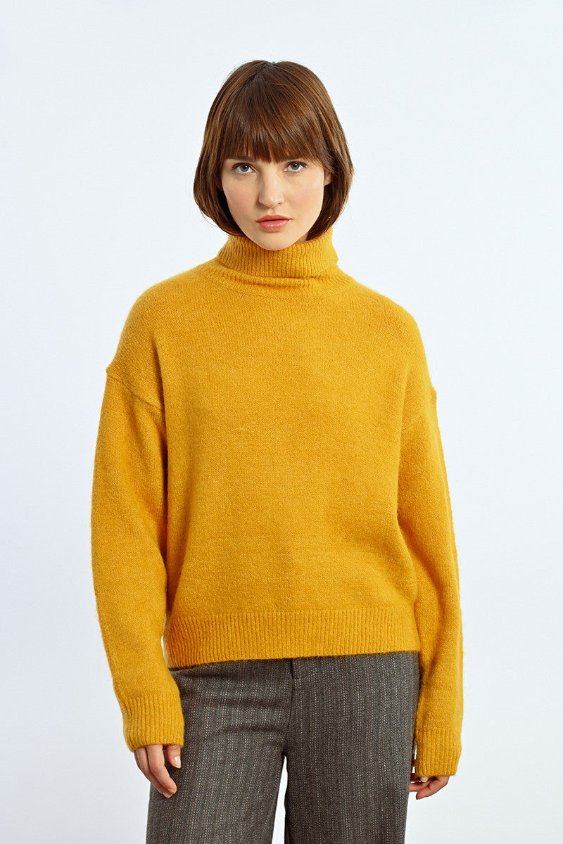 Molly Bracken "Maizy" Turtleneck Sweater - Saffron Yellow