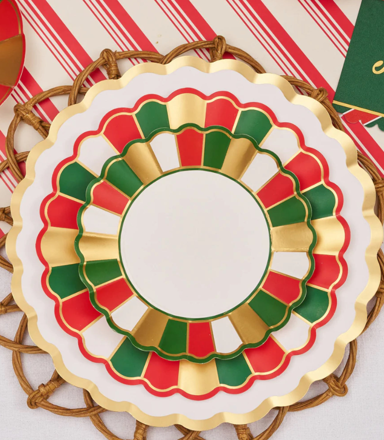 Sophistiplate “Joyful Christmas” Scalloped Salad Plate