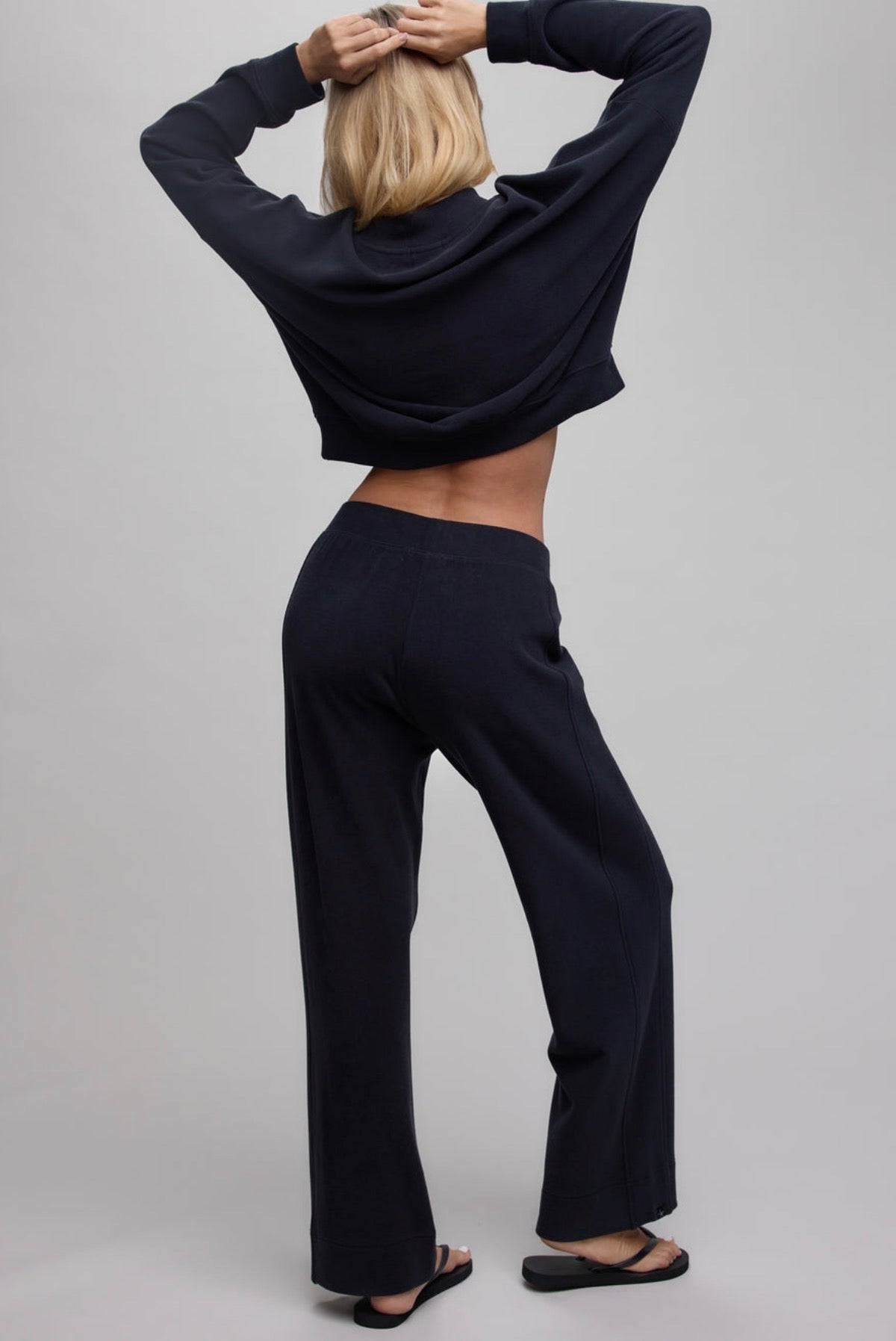 Barefoot Dreams Brushed Fleece Pant-Black