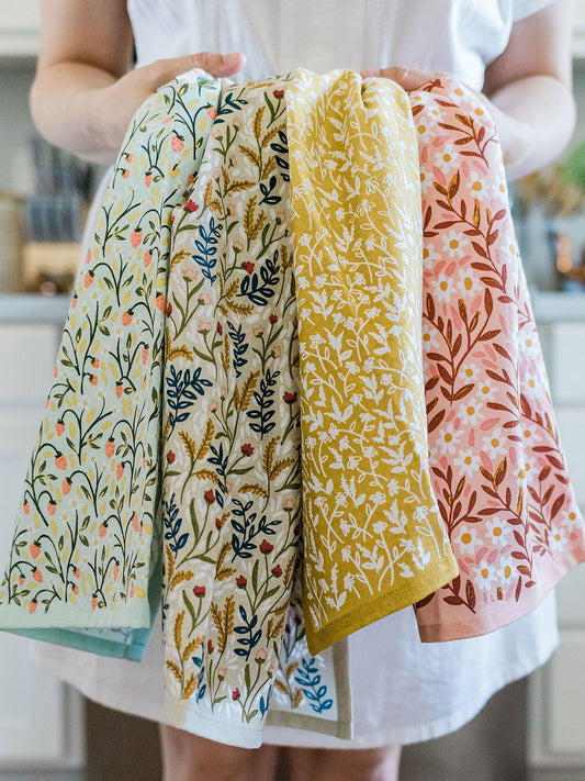 1 Canoe 2 Tiny Floral Kitchen Towel Set- (Set of 4)